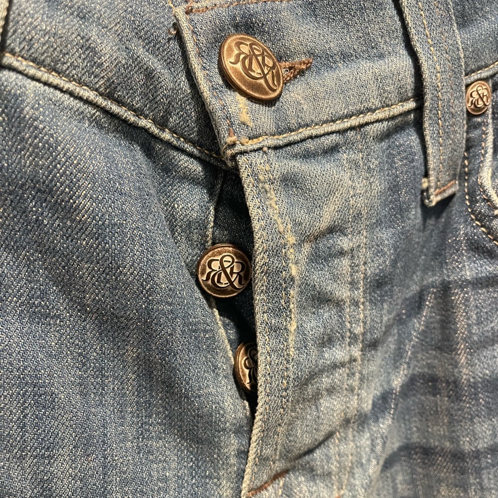 ROCK & REPUBLIC - Ralph Low Rise Relaxed Straight Leg - Picture 7 of 13